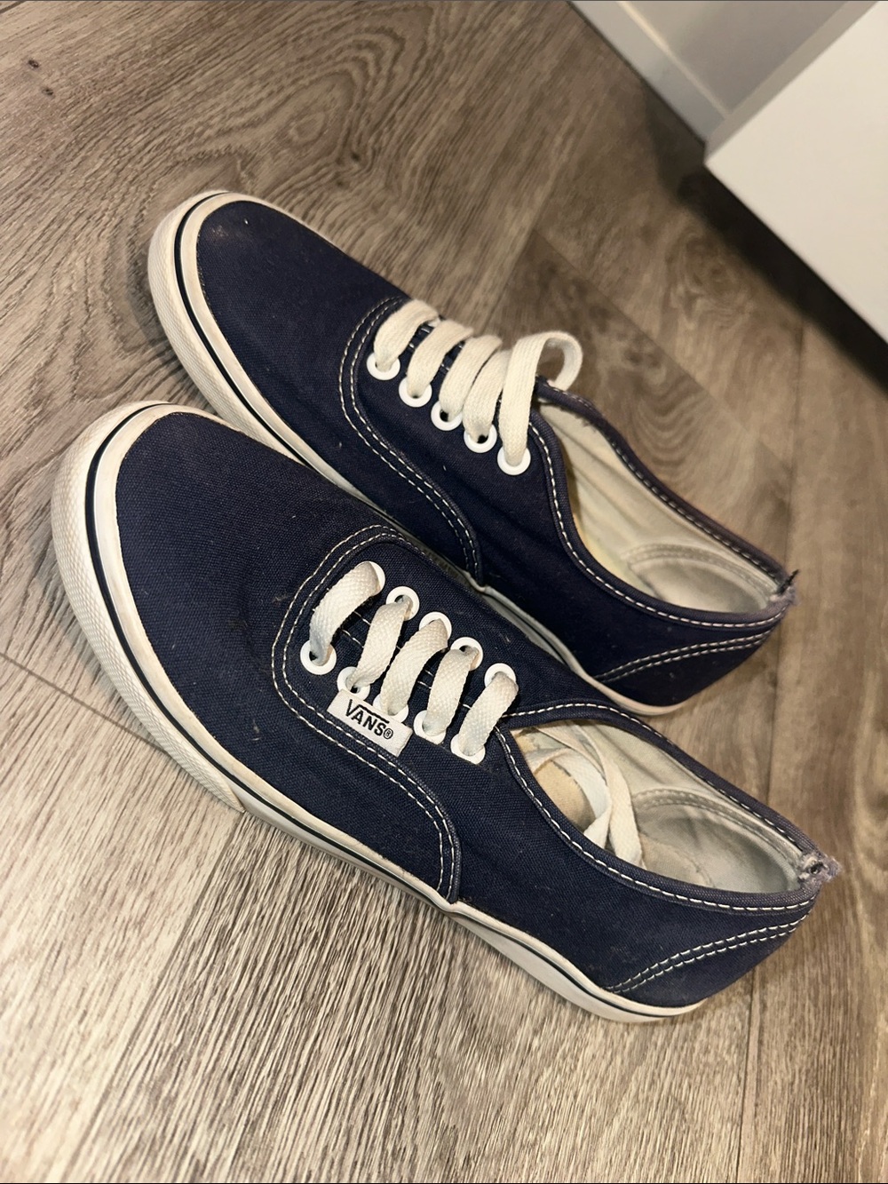 Navy Vans - Picture 3 of 4
